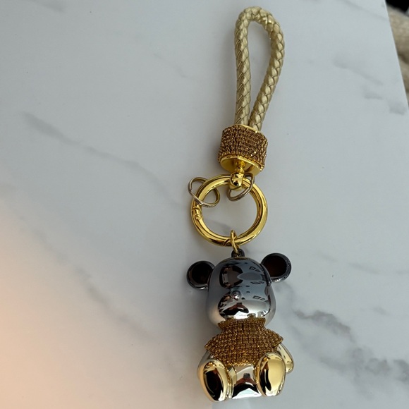 Gold Rhinestone Bear Keychain - Picture 9 of 9